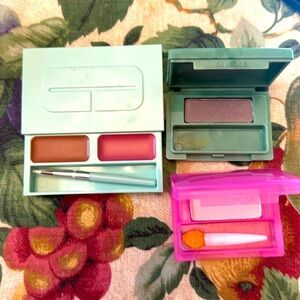 Clinique mixture of travel size eye shadows & lipsticks NEW